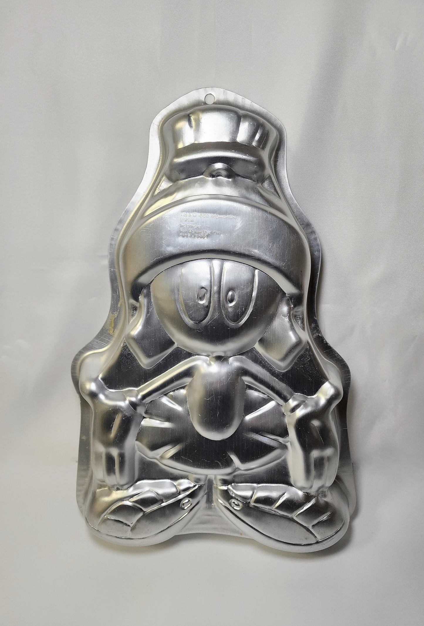 Marvin The Martian Cake Pan