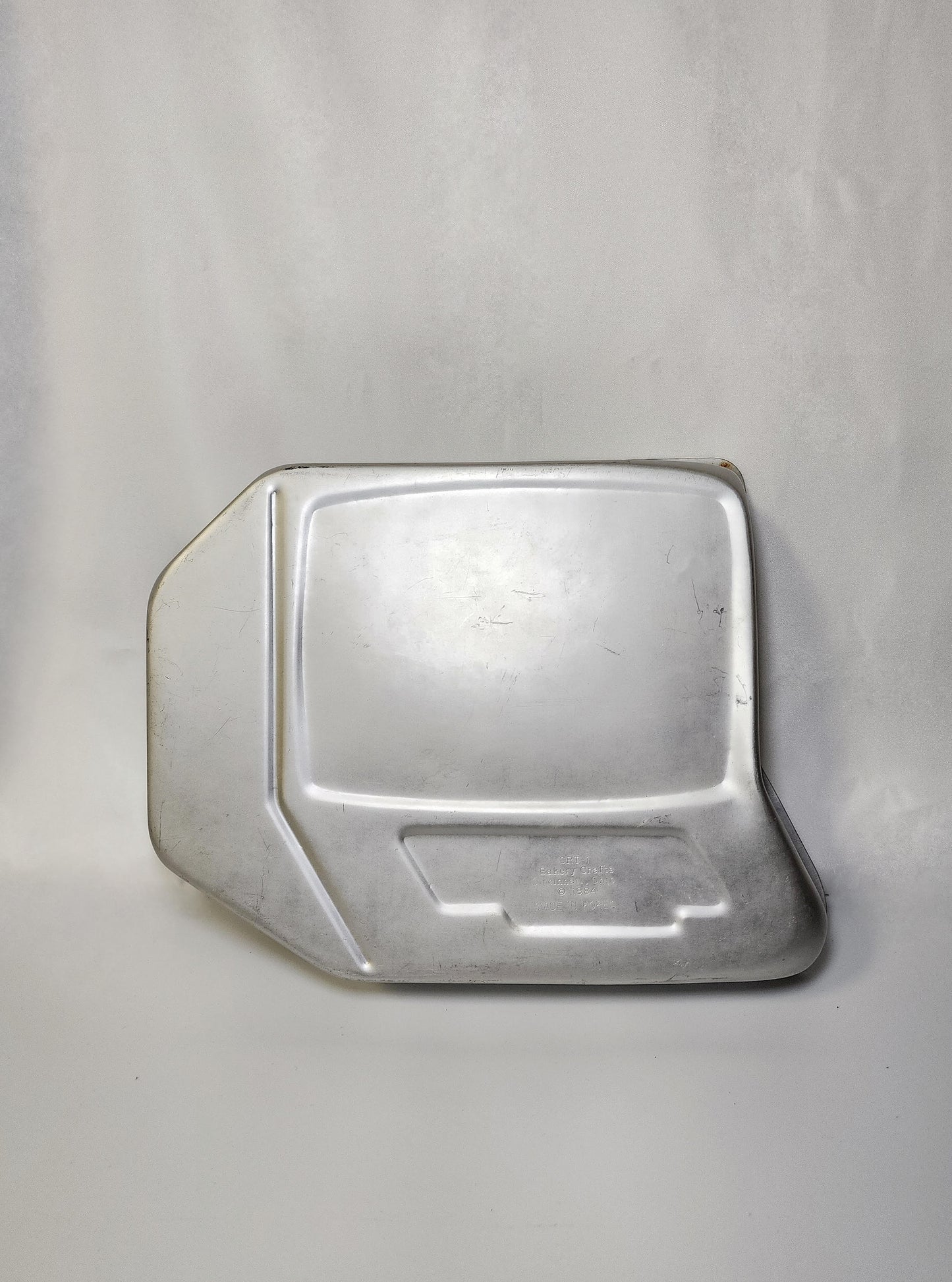 Classic Old Computer Cake Pan