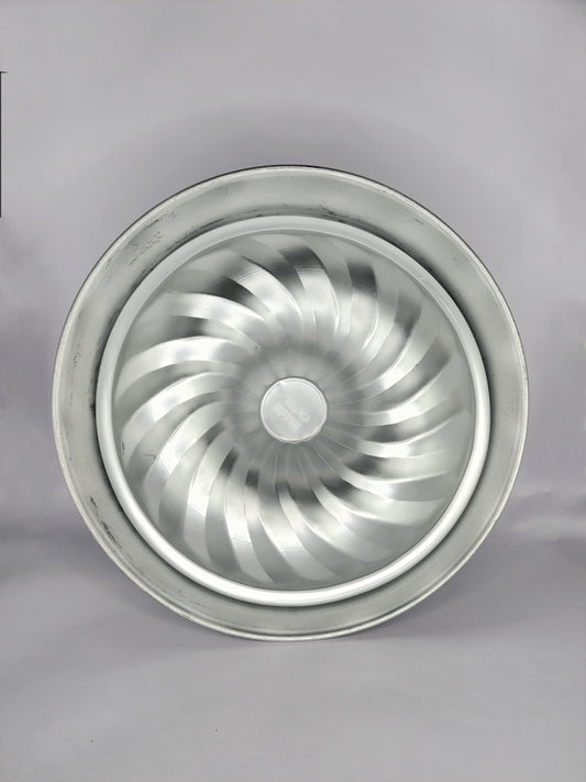 Cake Ring With A Bundt Insert Pan