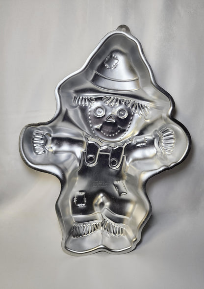 Scarecrow Cake Pan
